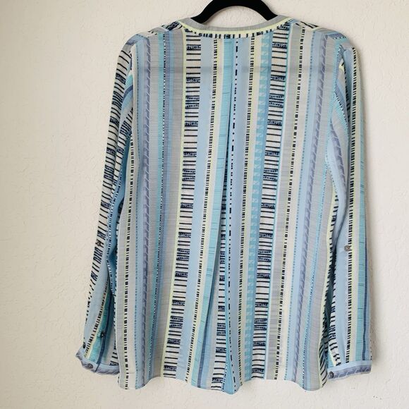 Nic+Zoe Top Women M Blue Stripe Sheer Flowy Button Front Roll Tab Career Office - Picture 2 of 7